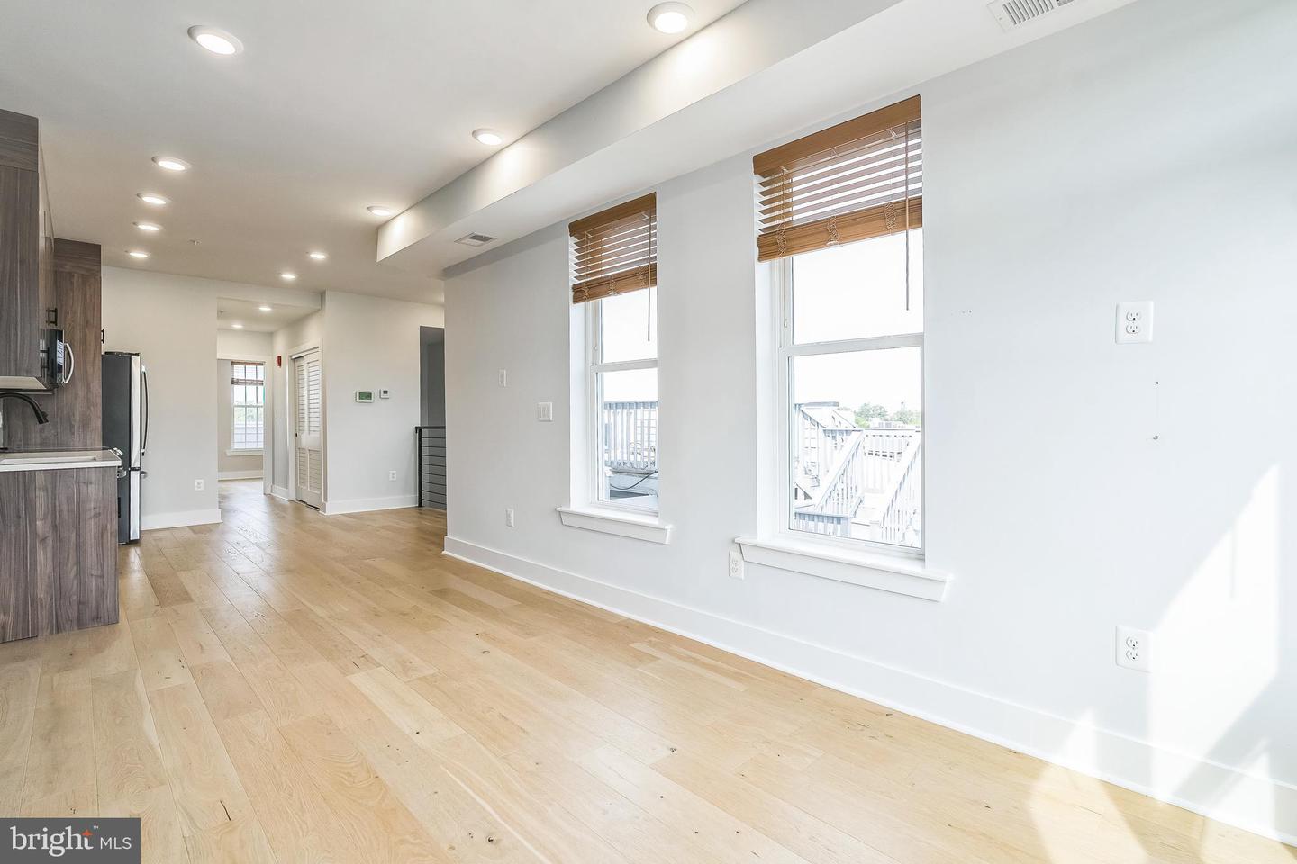 235 Florida Ave NW #5