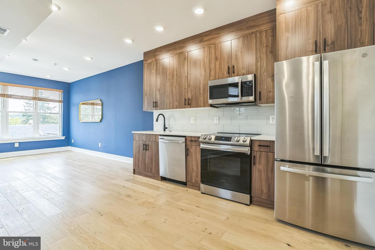 235 Florida Ave NW #5