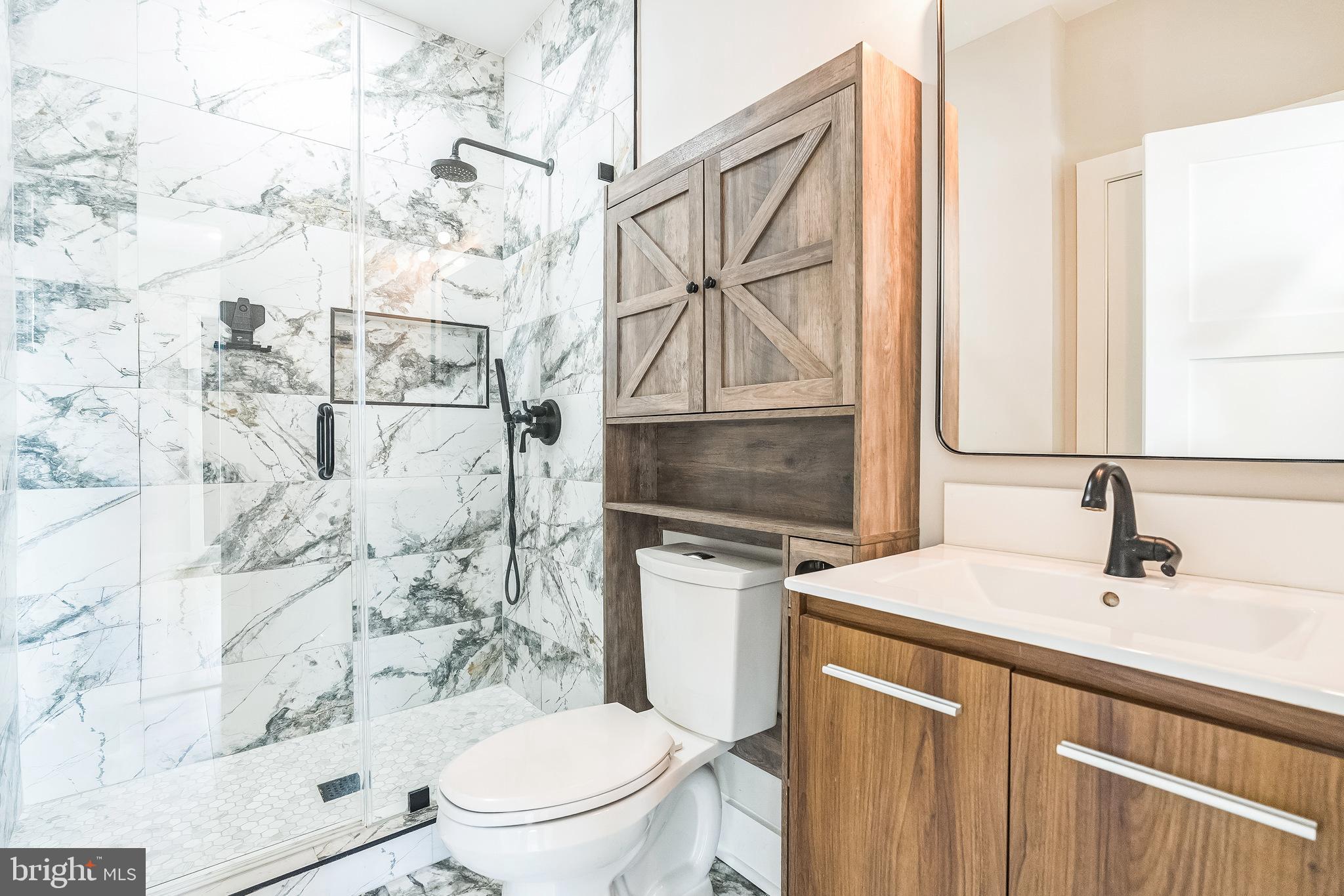 235 Florida Ave NW #5
