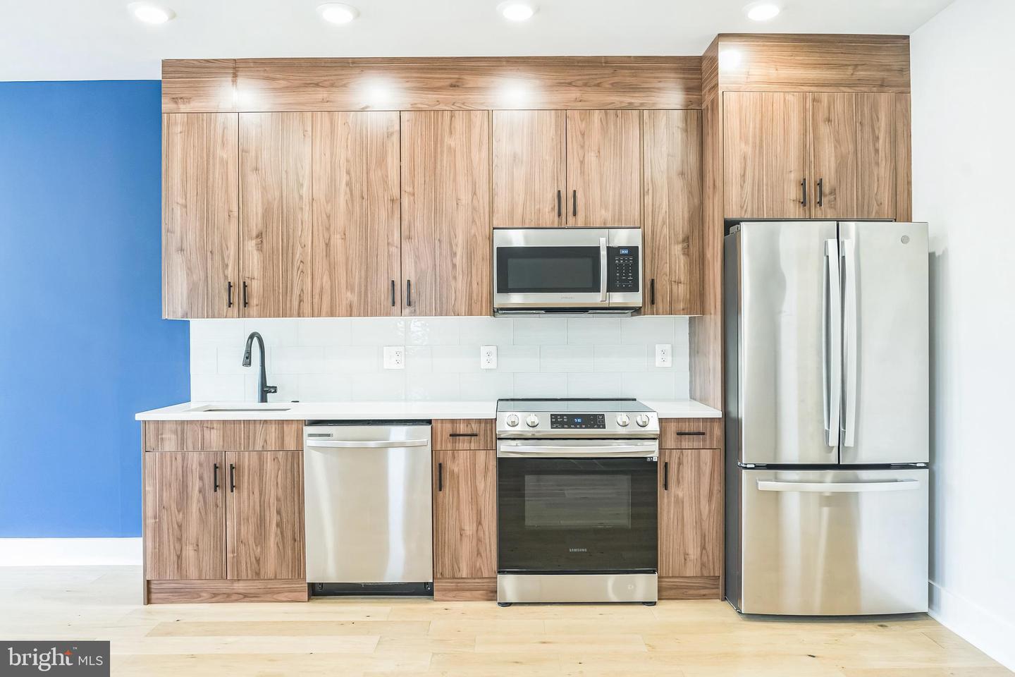 235 FLORIDA AVE NW #5