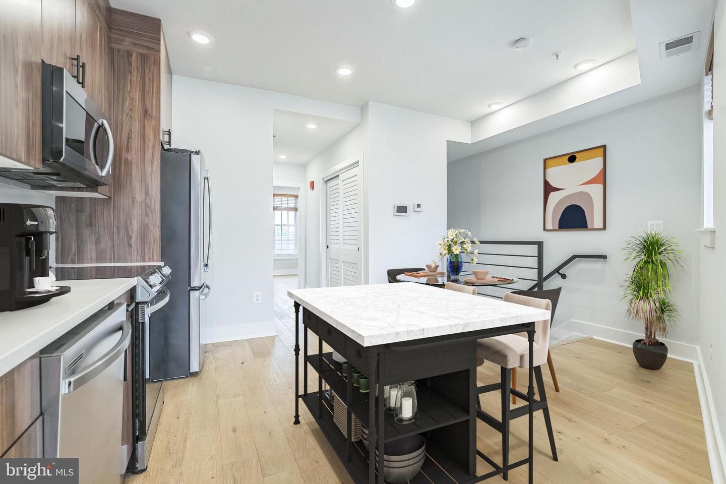 235 FLORIDA AVE NW #5