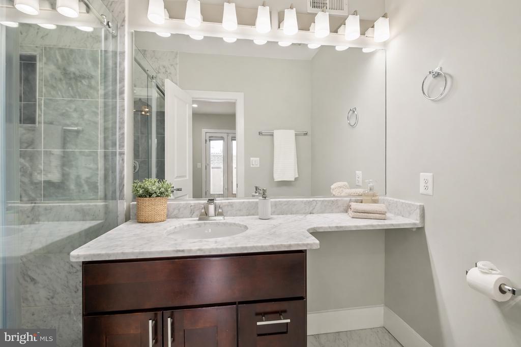 2015 FLAGLER PLACE NW 2
