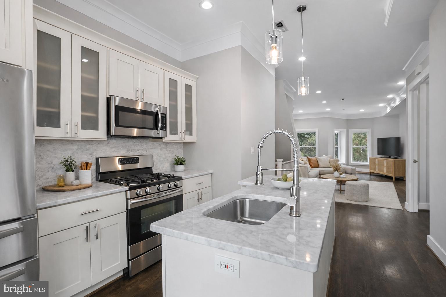 2015 FLAGLER PLACE NW 2