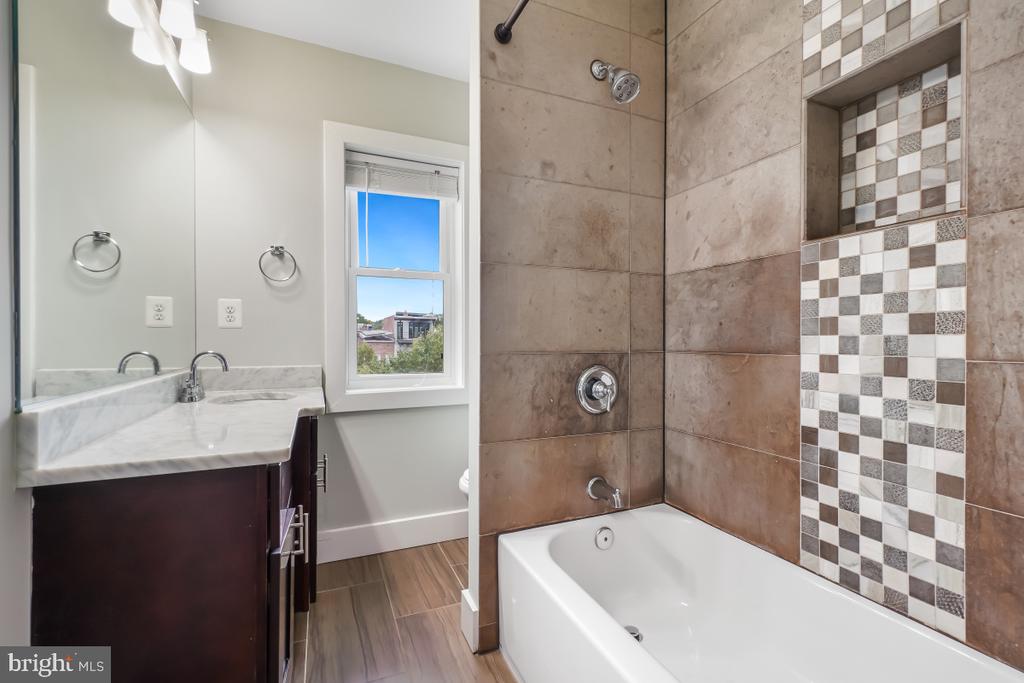 2015 FLAGLER PLACE NW 2