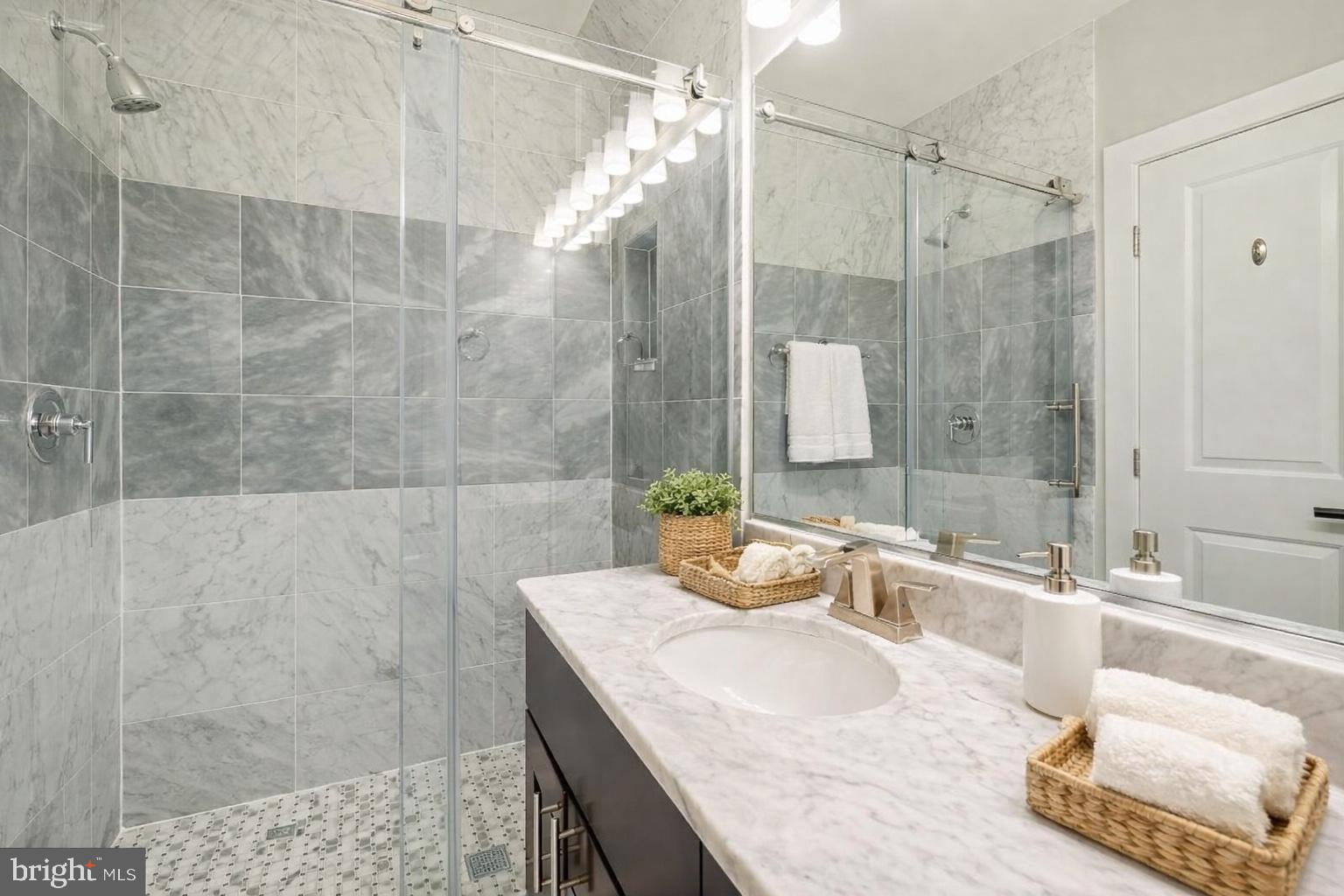 2015 FLAGLER PLACE NW 2