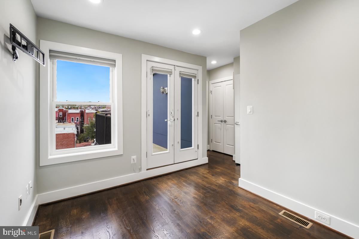 2015 FLAGLER PLACE NW 2