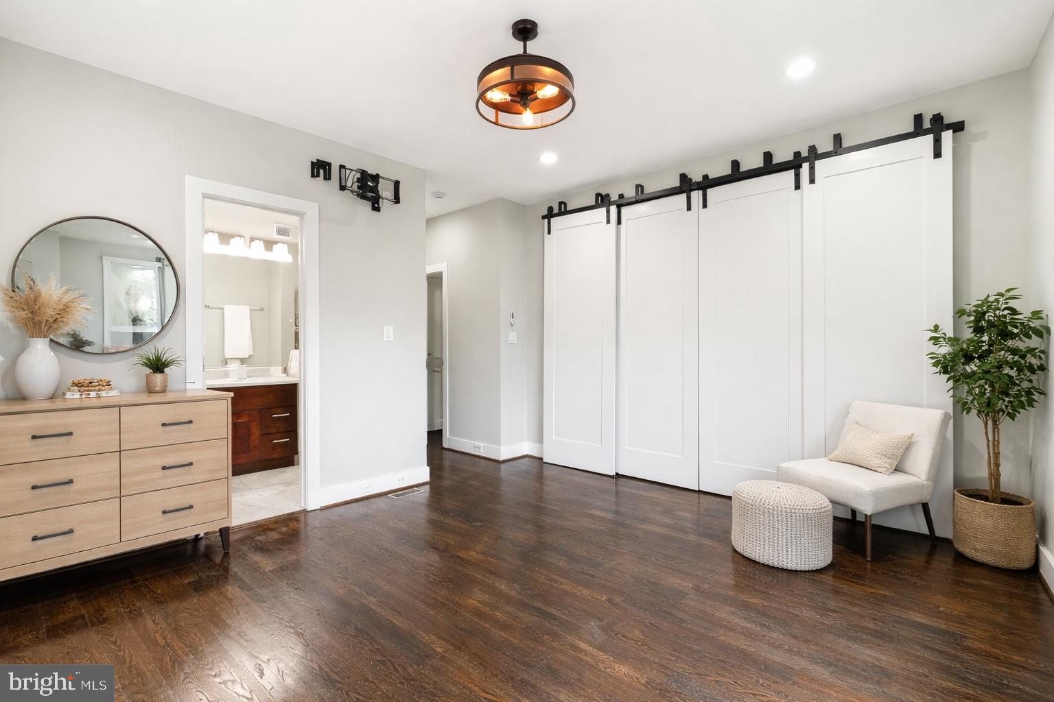 2015 FLAGLER PLACE NW 2