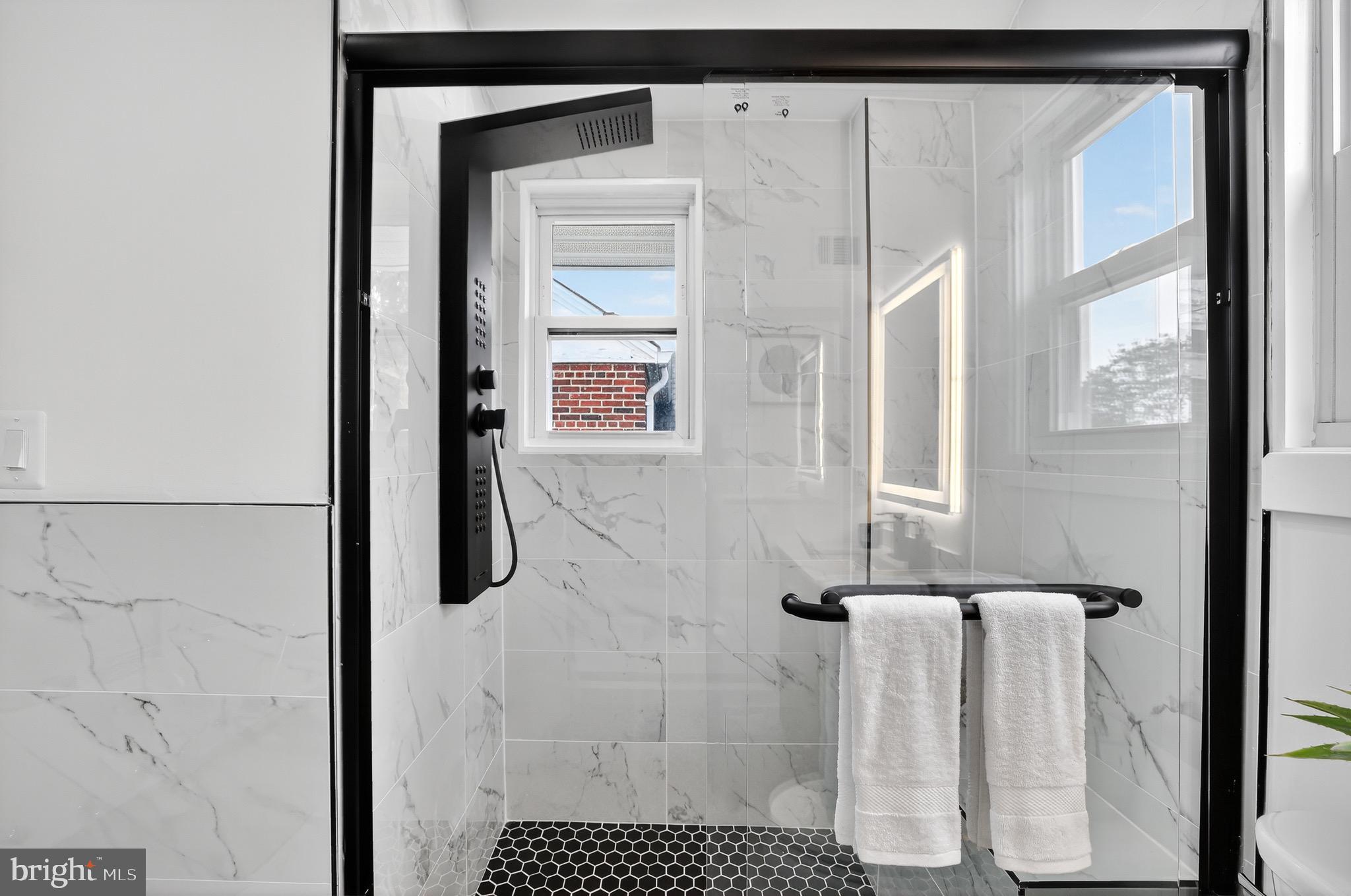 2948 MILLS AVENUE NE