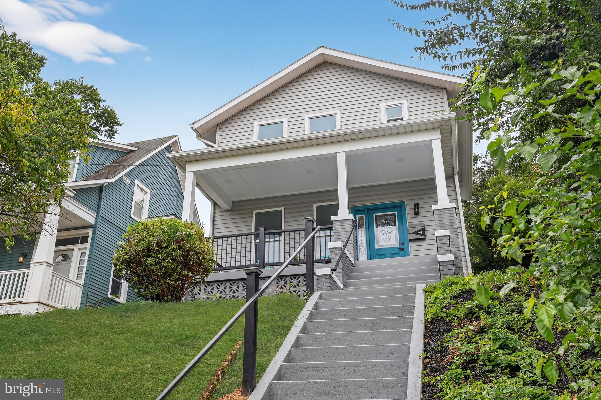 2948 MILLS AVENUE NE