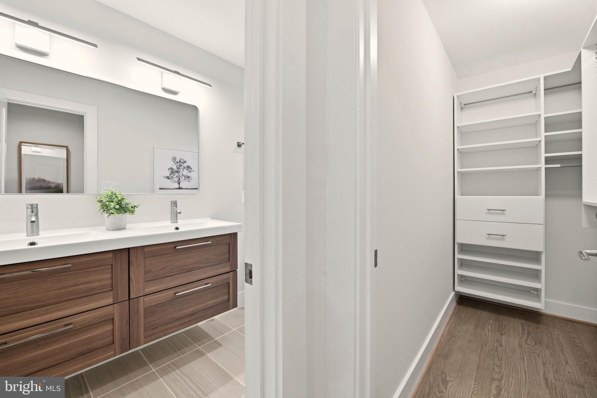 27 QUINCY PLACE NE 1