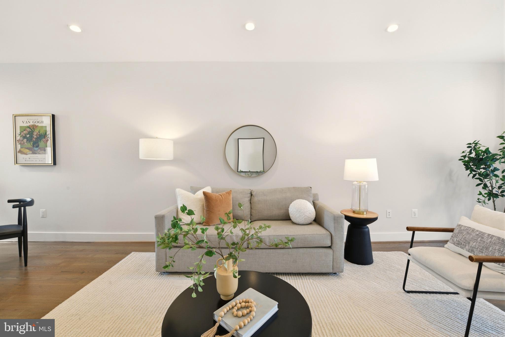 27 QUINCY PLACE NE 1