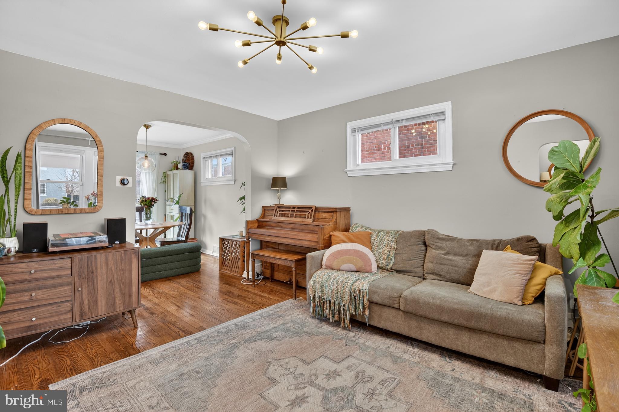 162 FORRESTER STREET SW