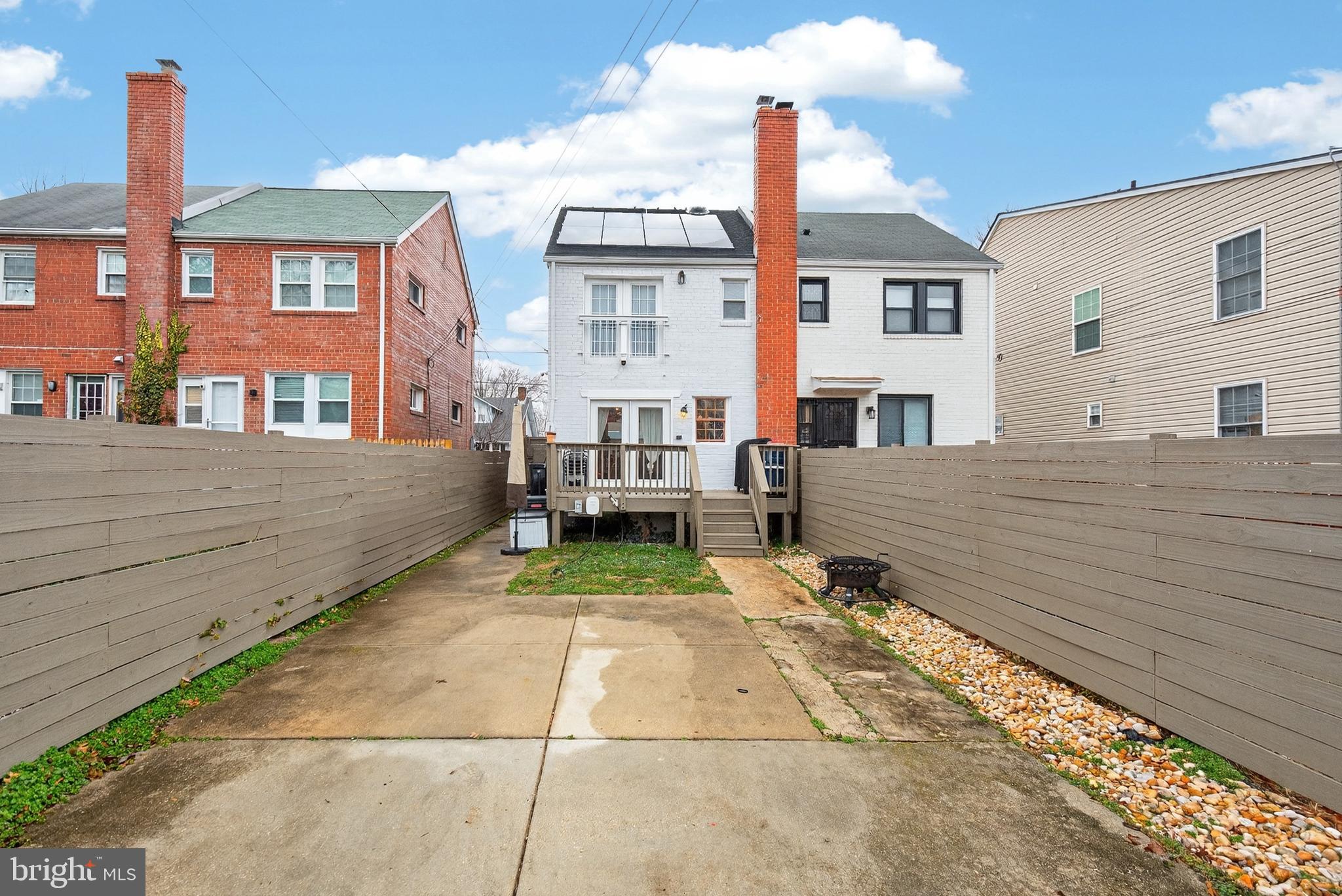 162 FORRESTER STREET SW