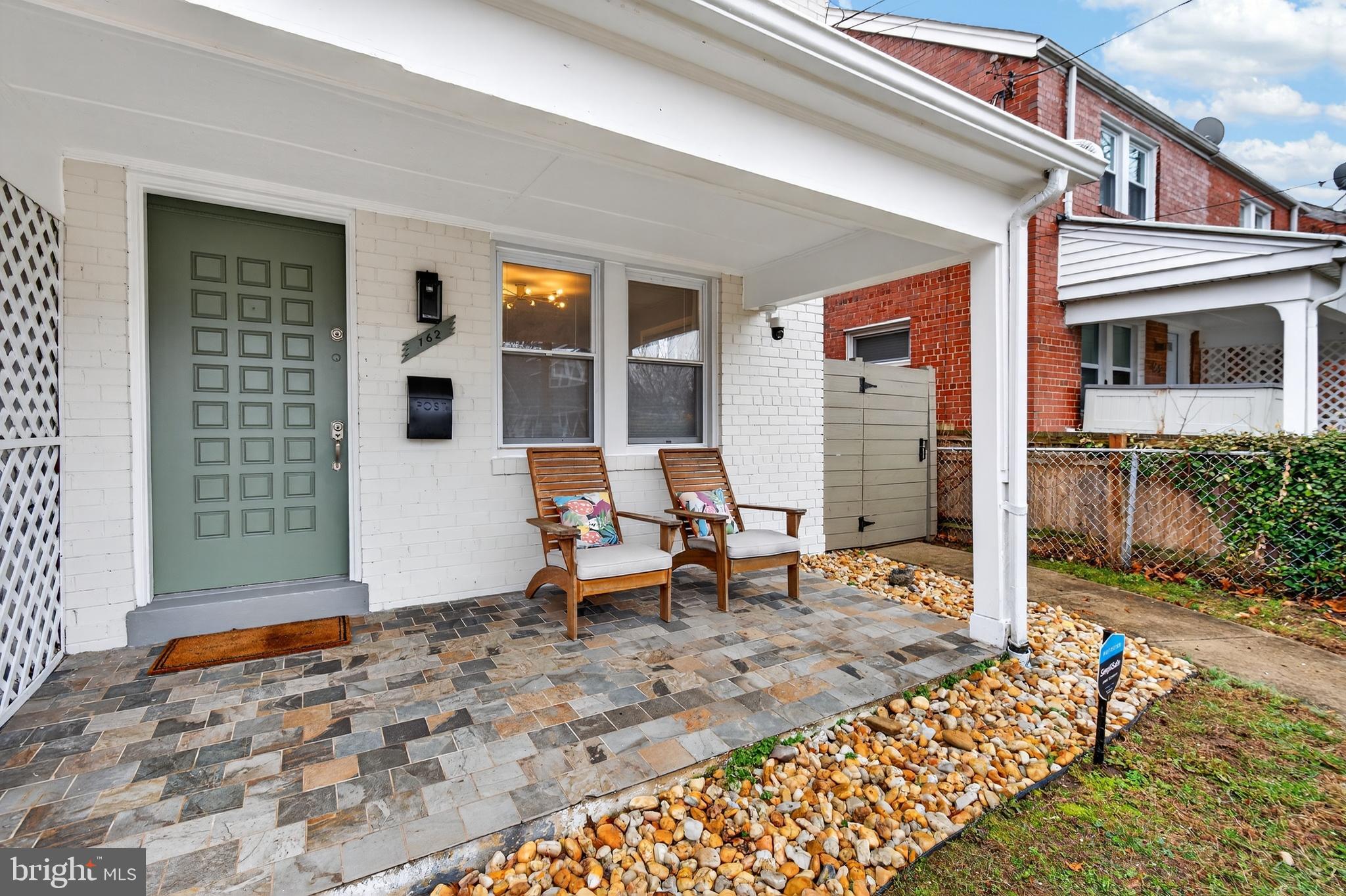 162 FORRESTER STREET SW