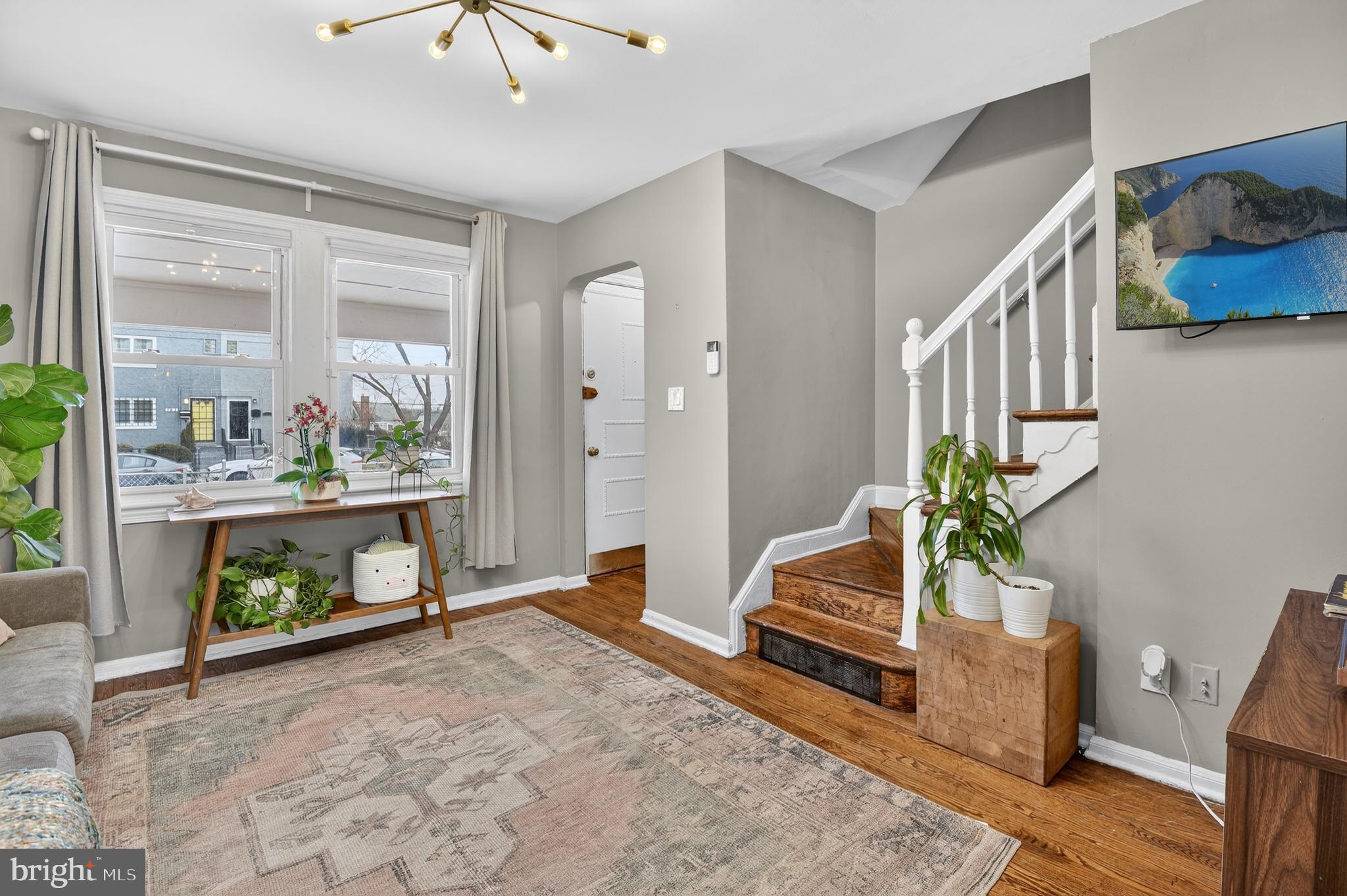 162 FORRESTER STREET SW