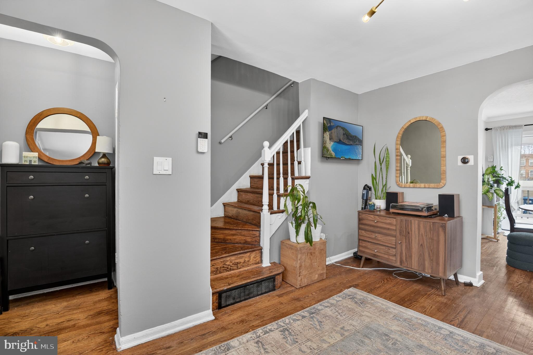 162 FORRESTER STREET SW