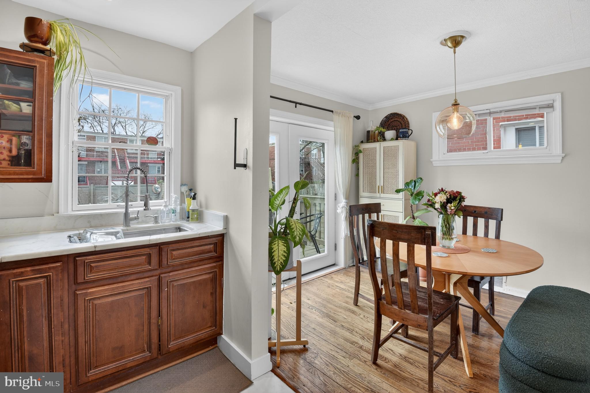 162 FORRESTER STREET SW