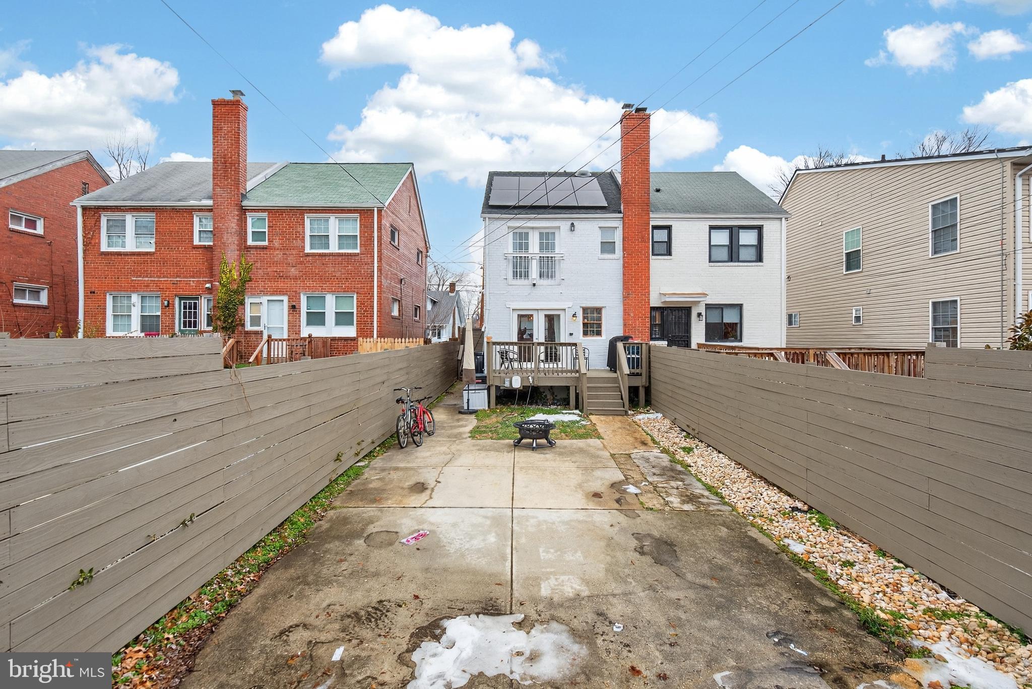 162 FORRESTER STREET SW