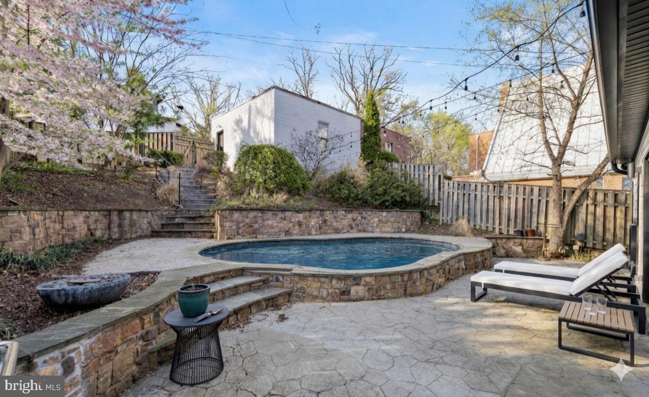 4834 BLAGDEN AVENUE NW