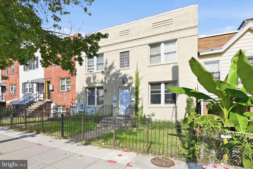 1648 MONTELLO AVENUE NE Unit: 2