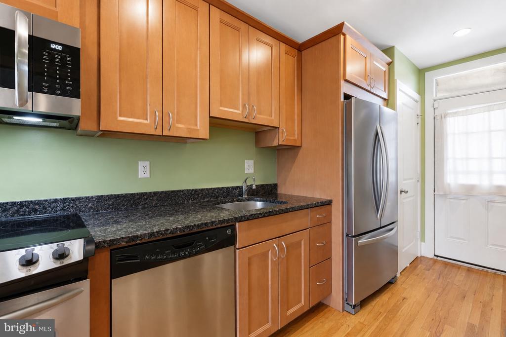 1648 MONTELLO AVENUE NE Unit: 2