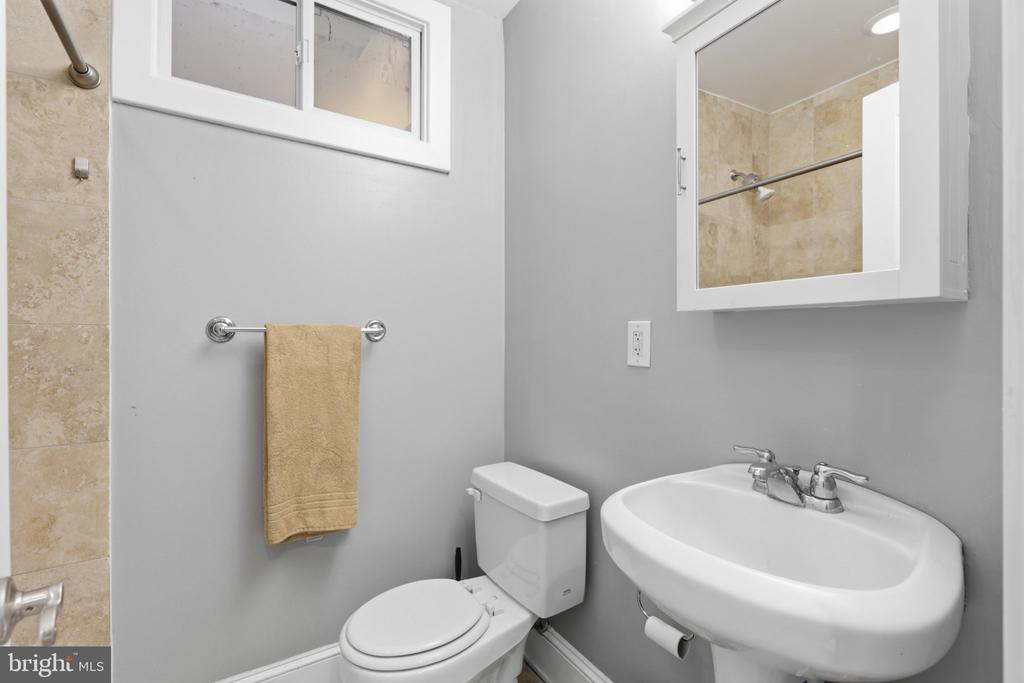 1648 MONTELLO AVENUE NE Unit: 2