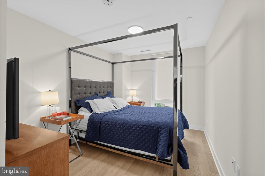 37 L STREET SE Unit: 401