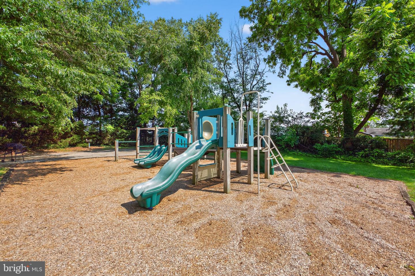 11357 King George Dr #10