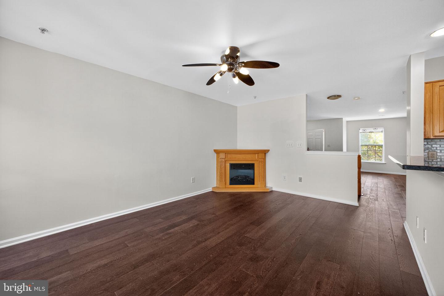 11357 King George Dr #10