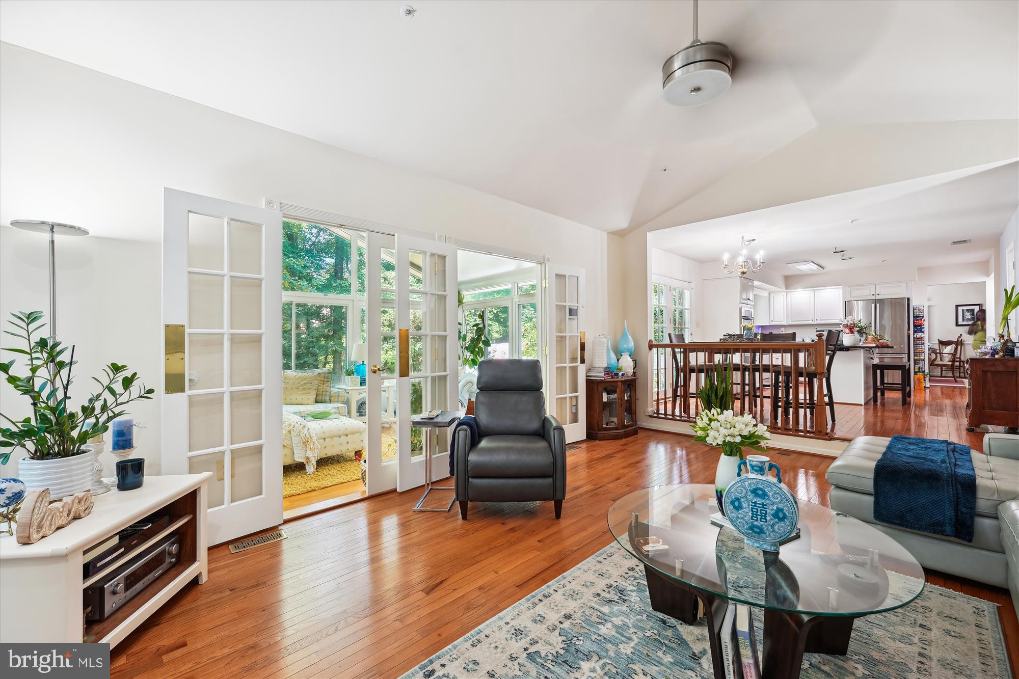 10109 Legacy COURT