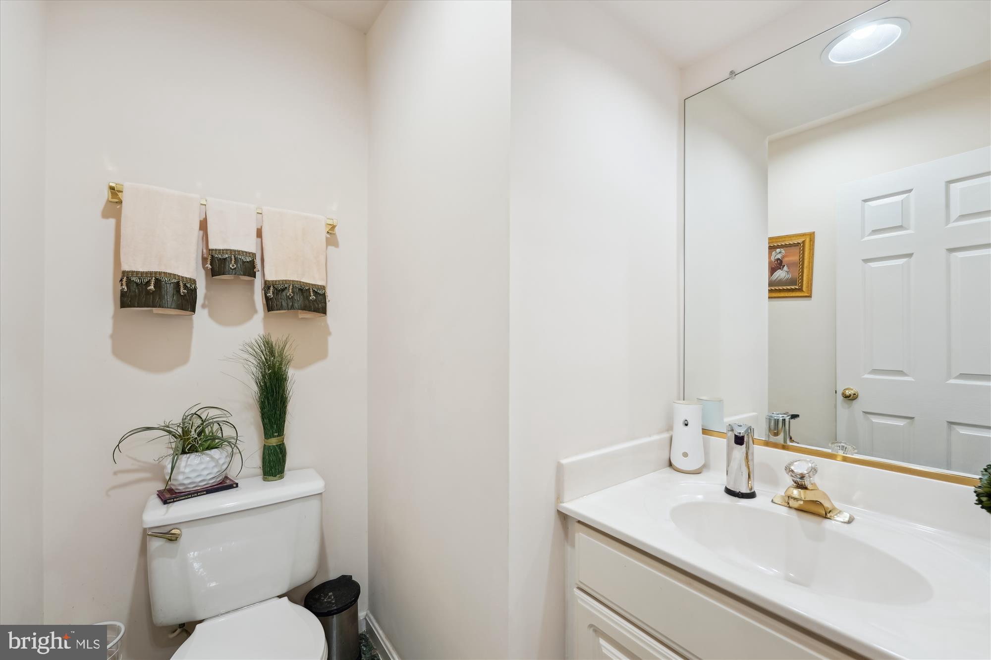 10109 Legacy COURT