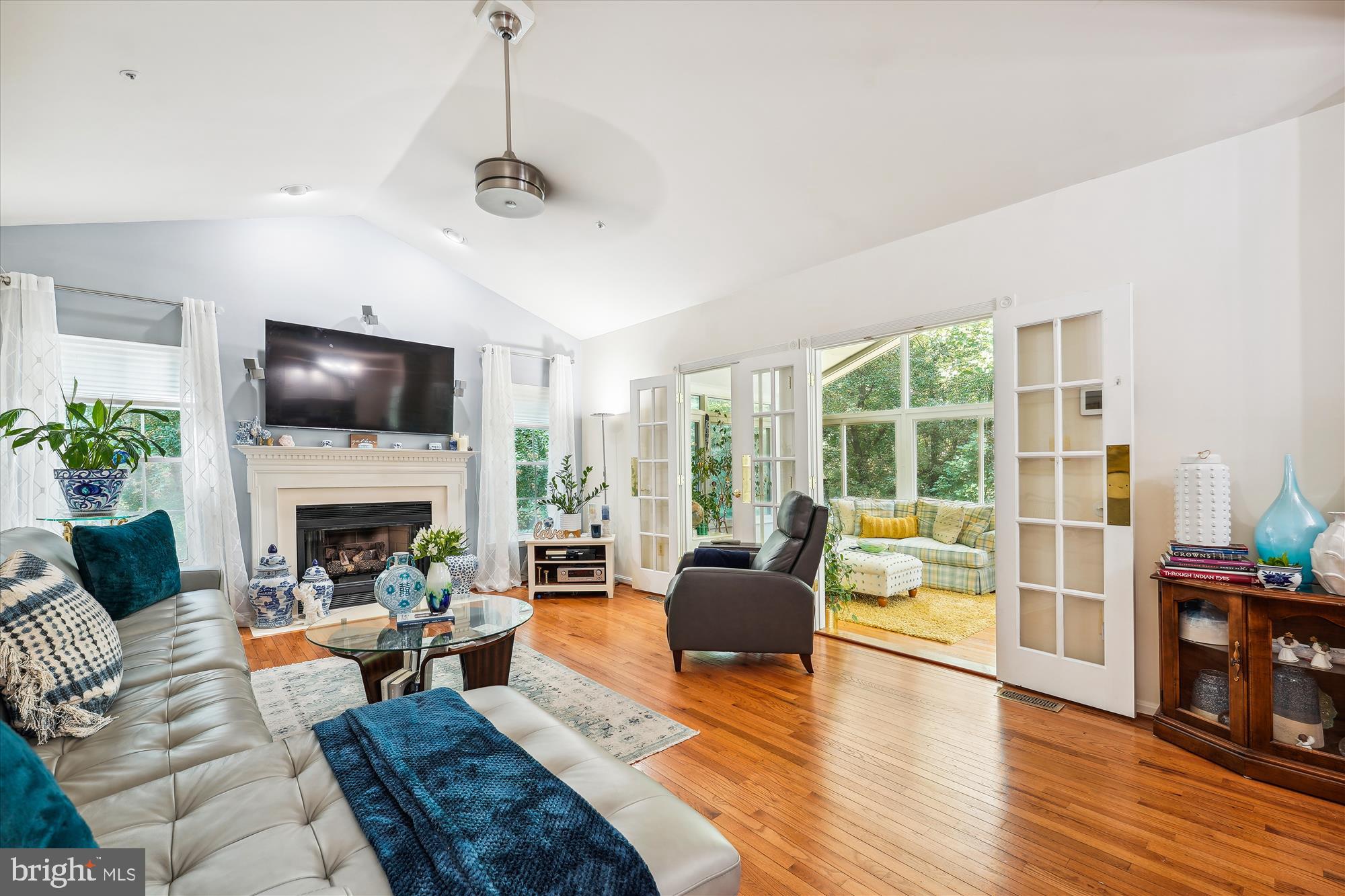 10109 Legacy COURT