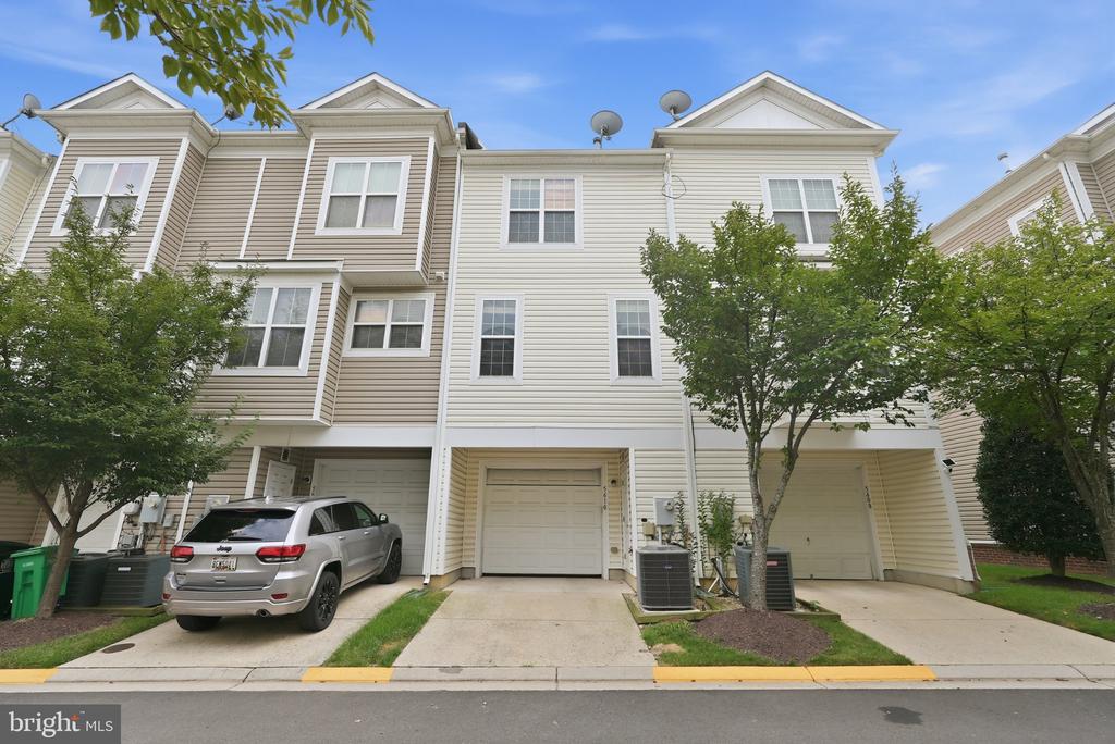 5610 CAPITAL GATEWAY DRIVE