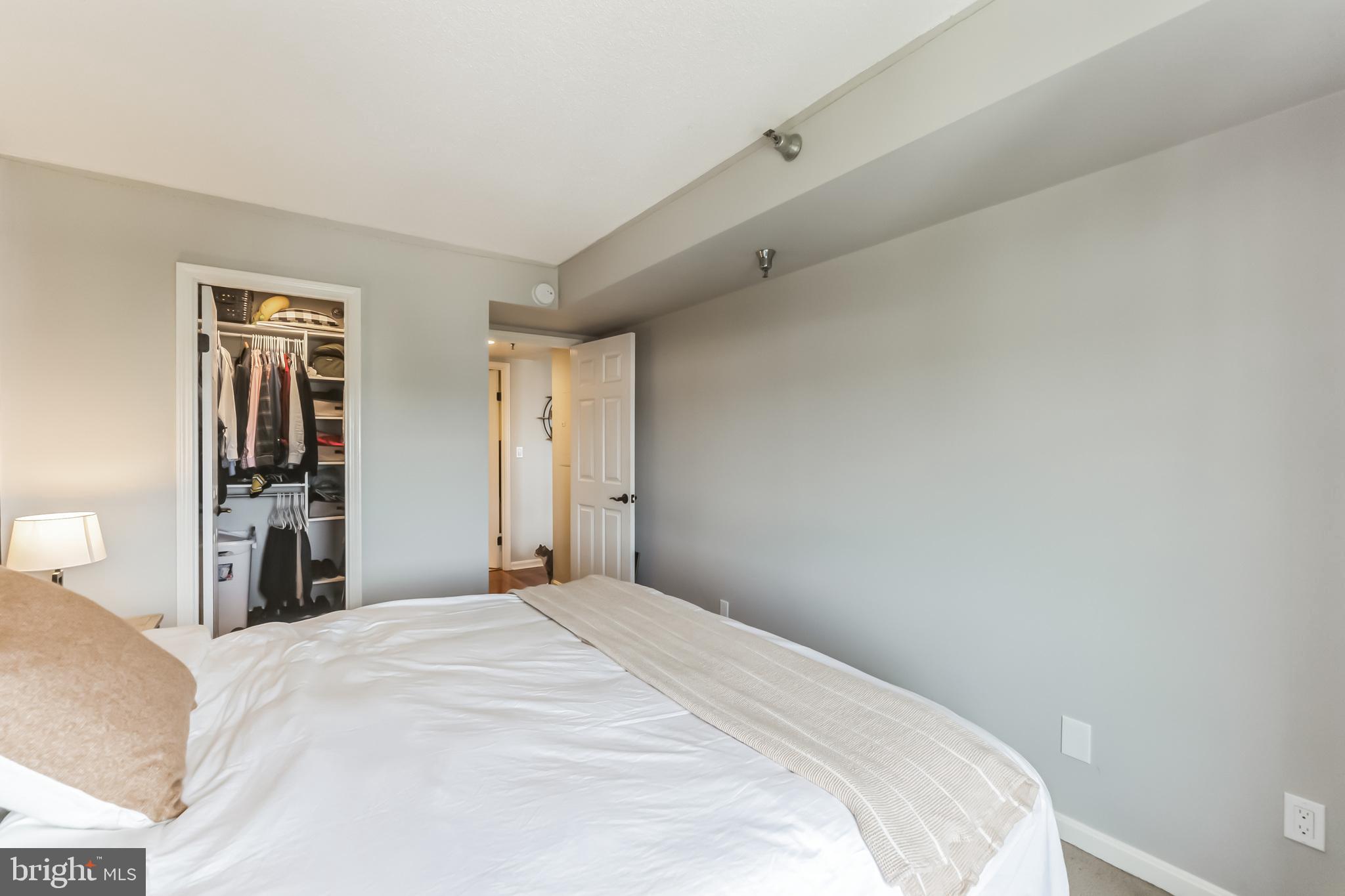 2400 Clarendon Blvd #1003