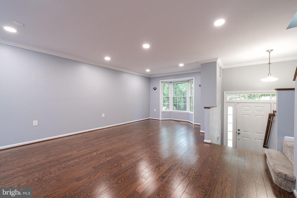 3818 VERMONT COURT