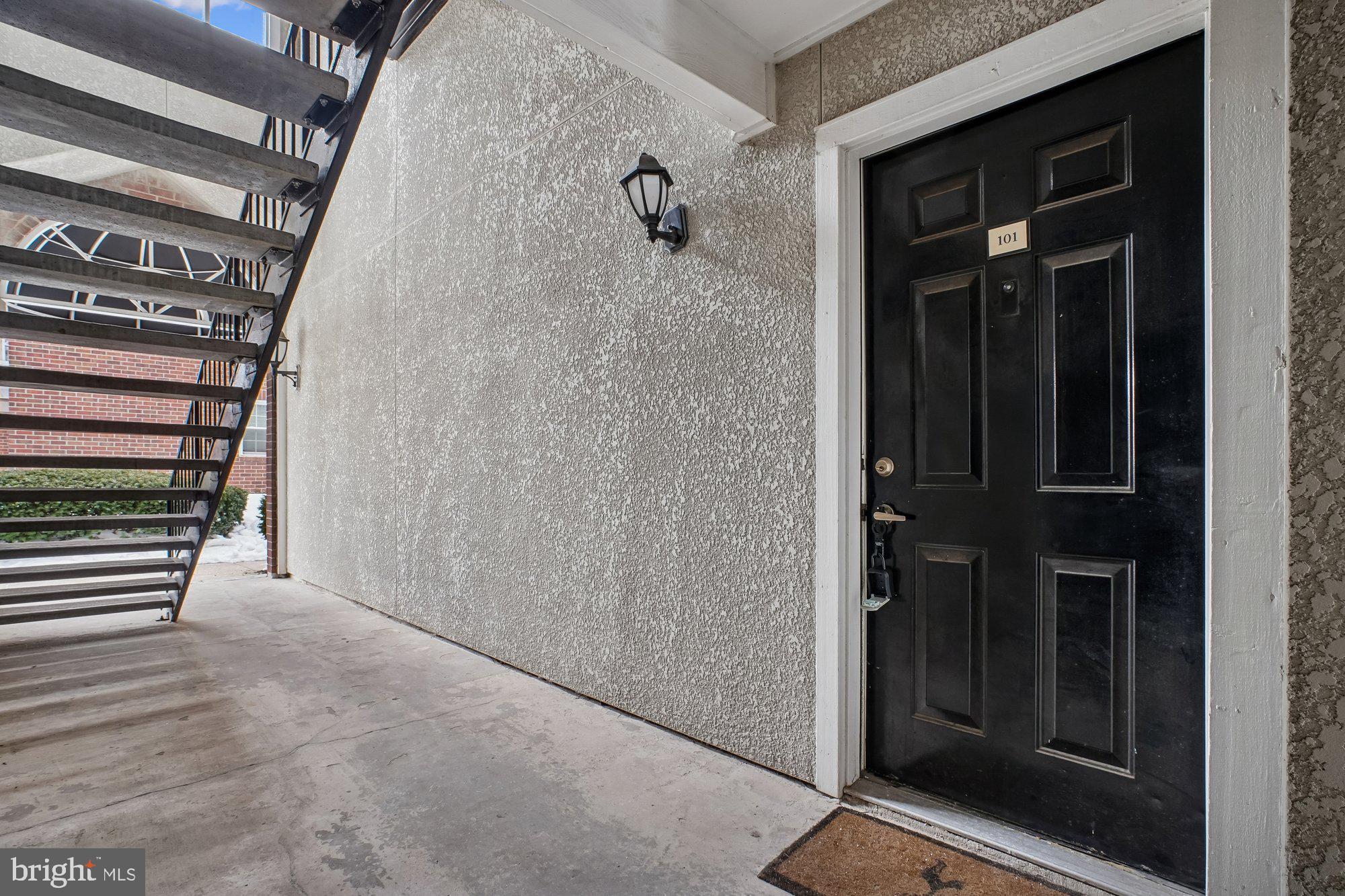 1536 LINCOLN WAY 101