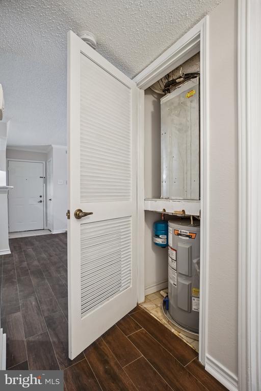 1536 LINCOLN WAY 101