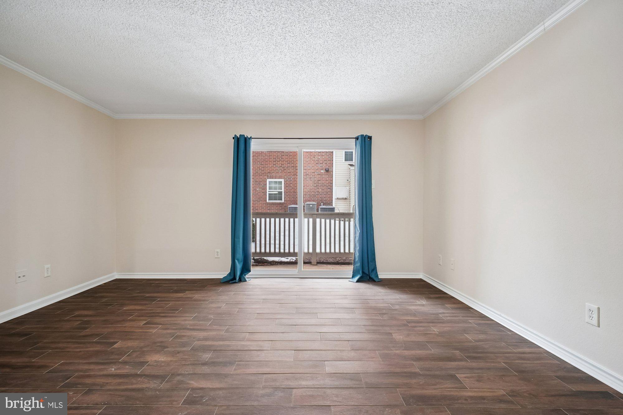 1536 LINCOLN WAY 101