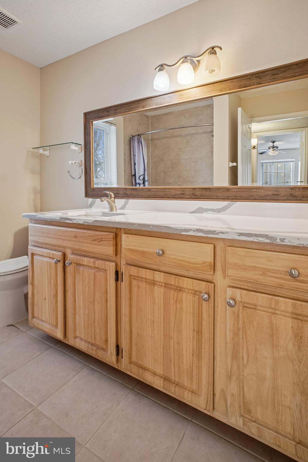 1536 LINCOLN WAY 101