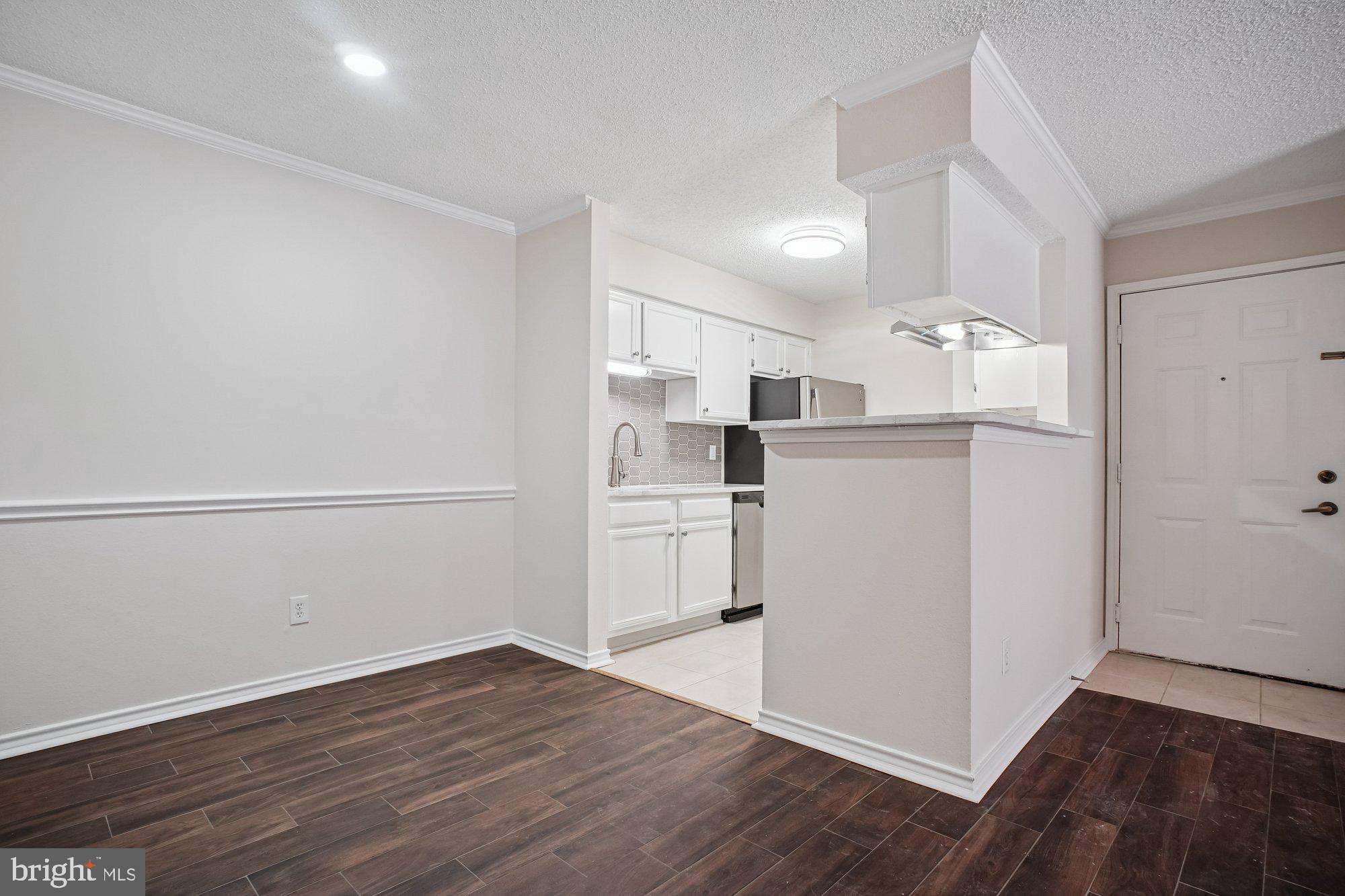 1536 LINCOLN WAY 101