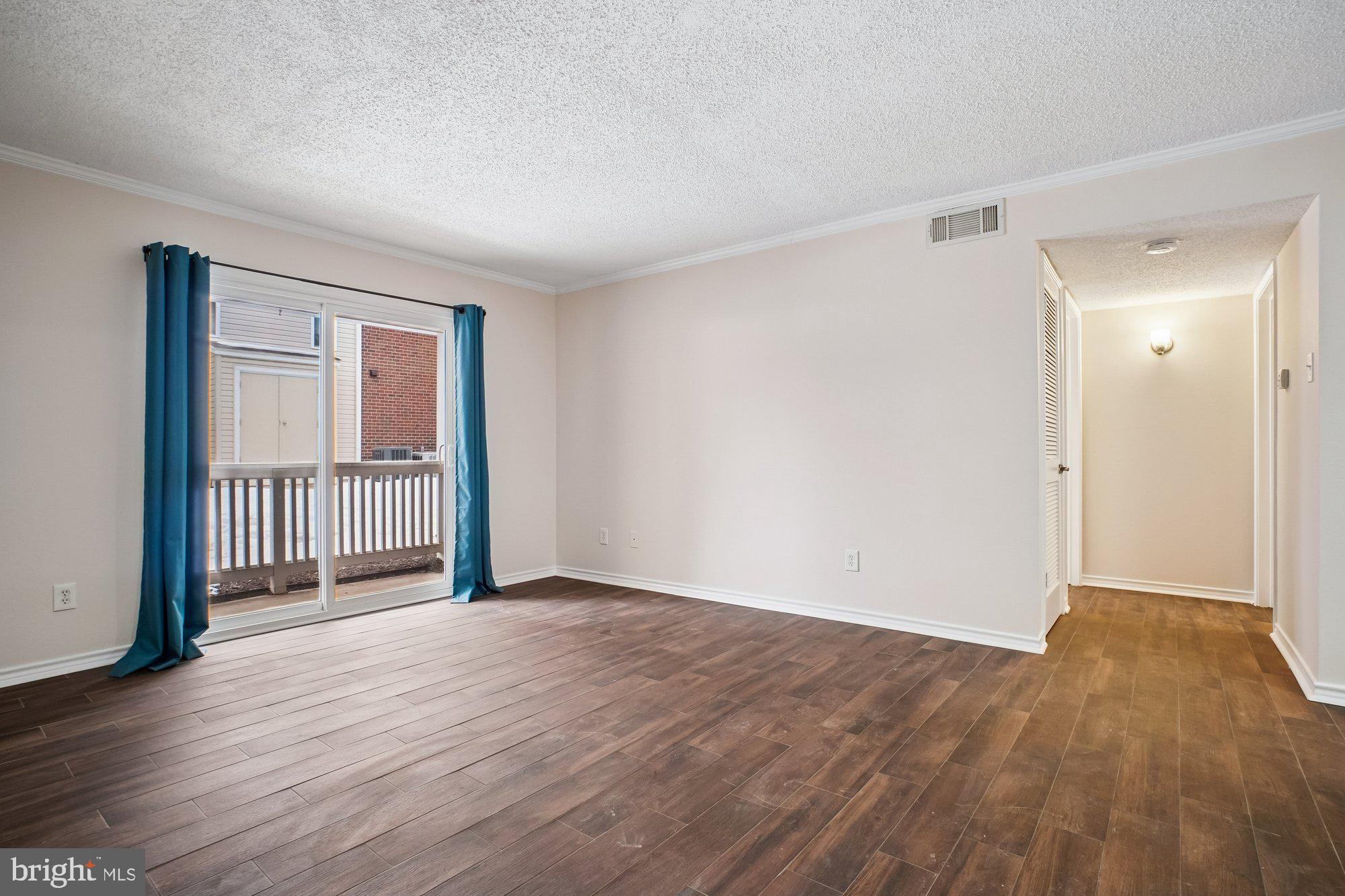 1536 LINCOLN WAY 101