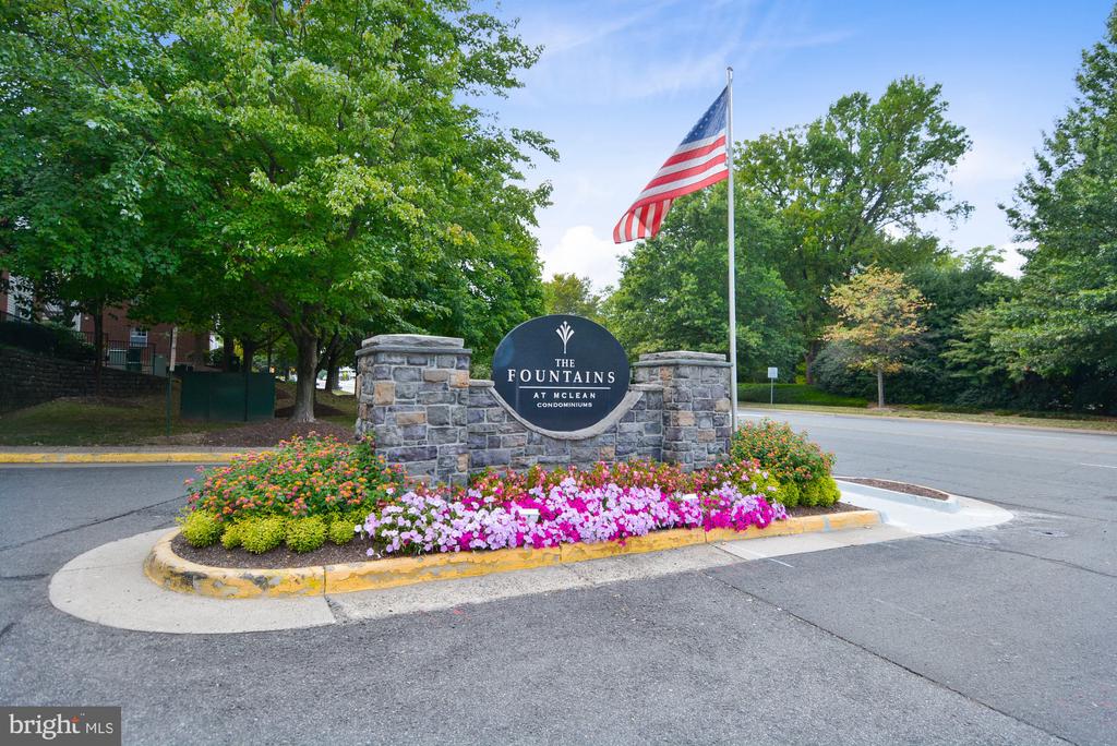 1536 LINCOLN WAY 101