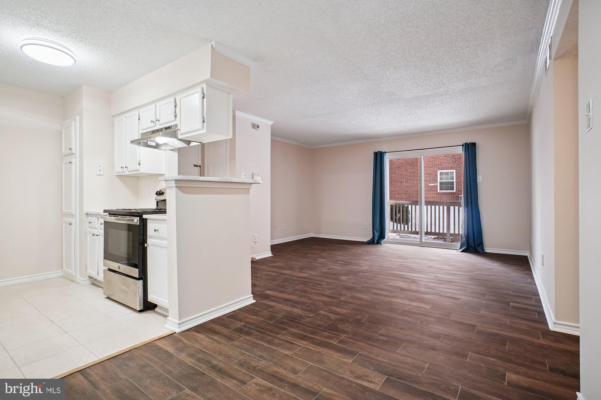 1536 LINCOLN WAY 101