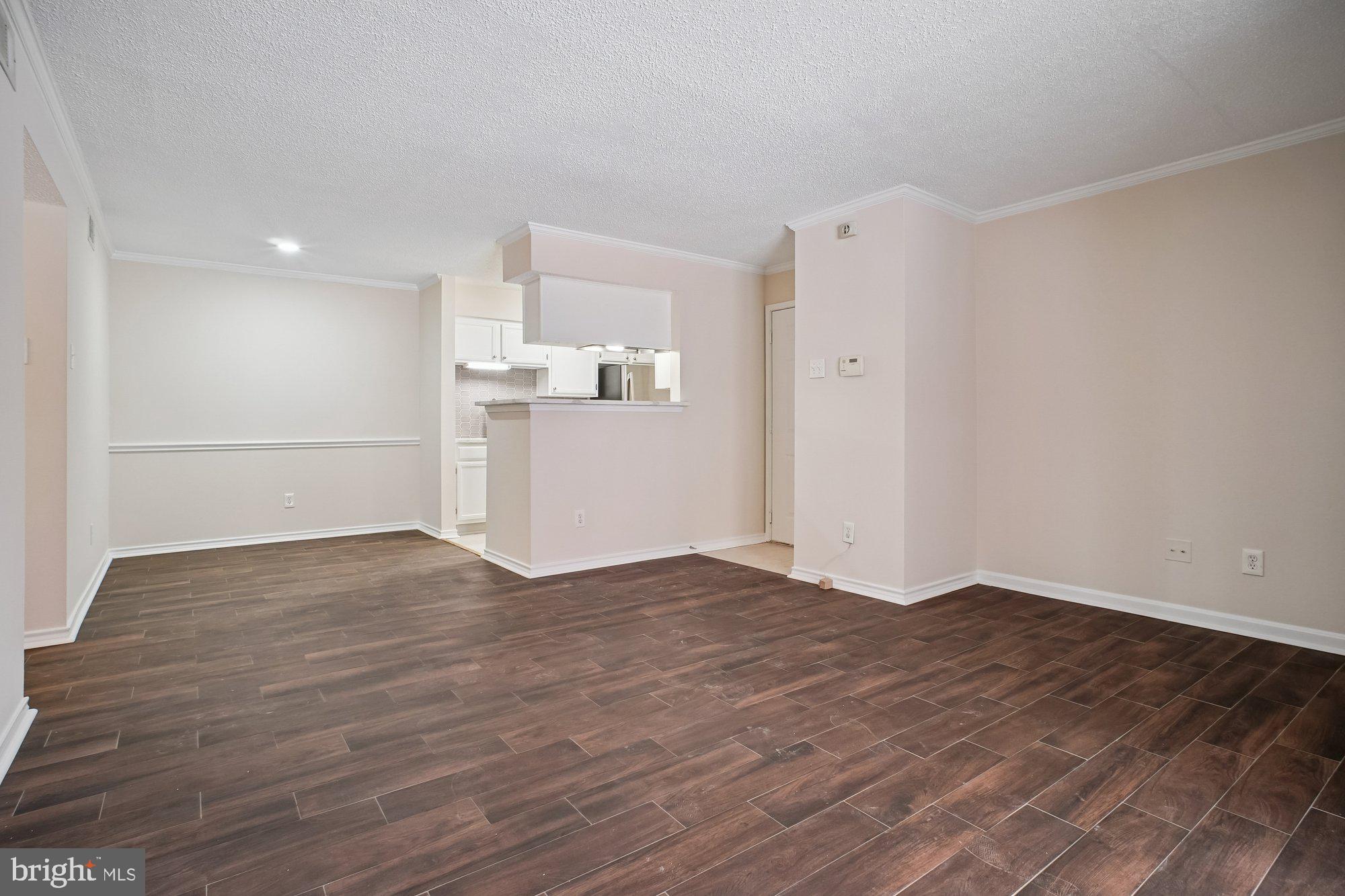 1536 LINCOLN WAY 101