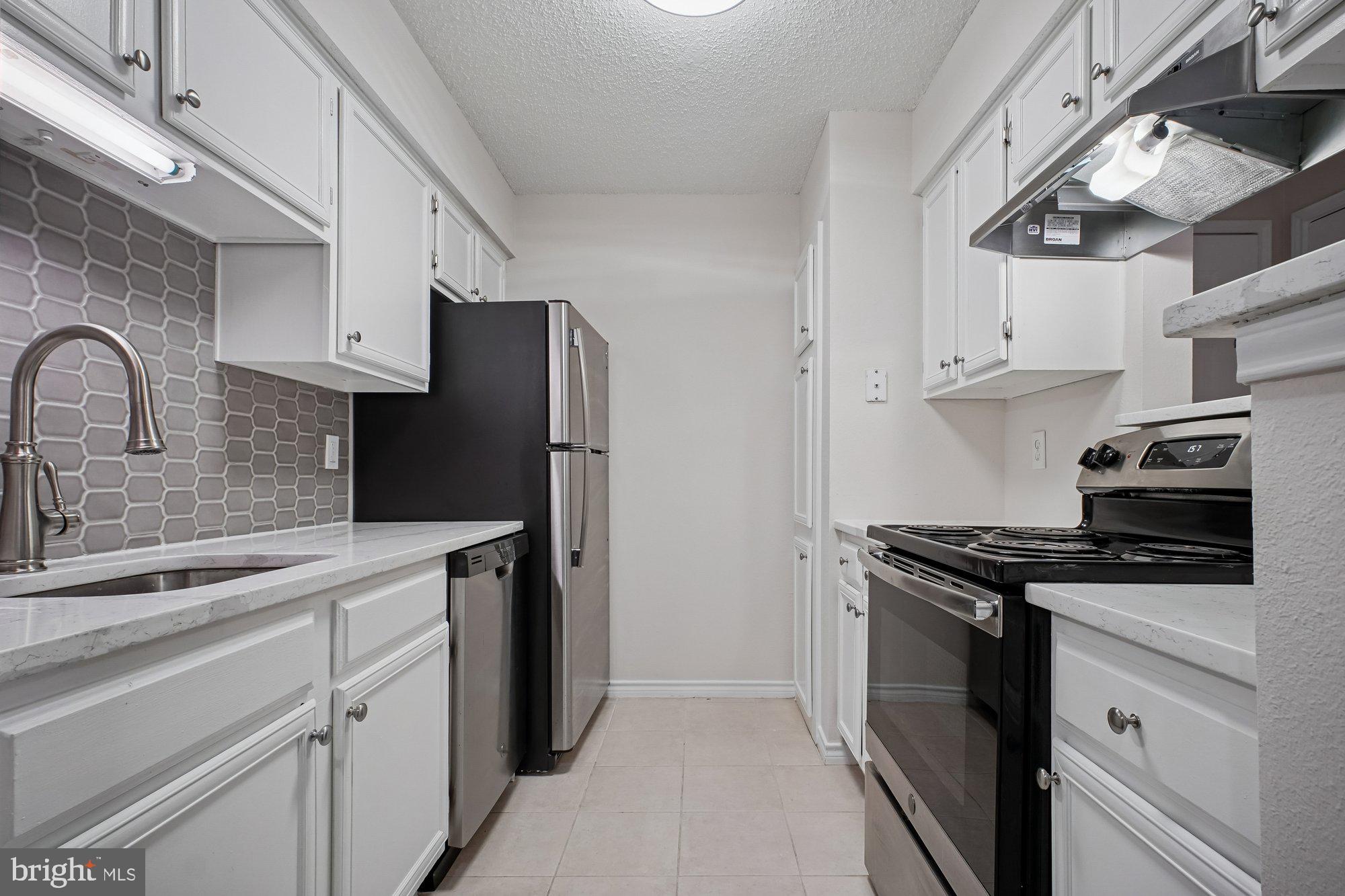 1536 LINCOLN WAY 101