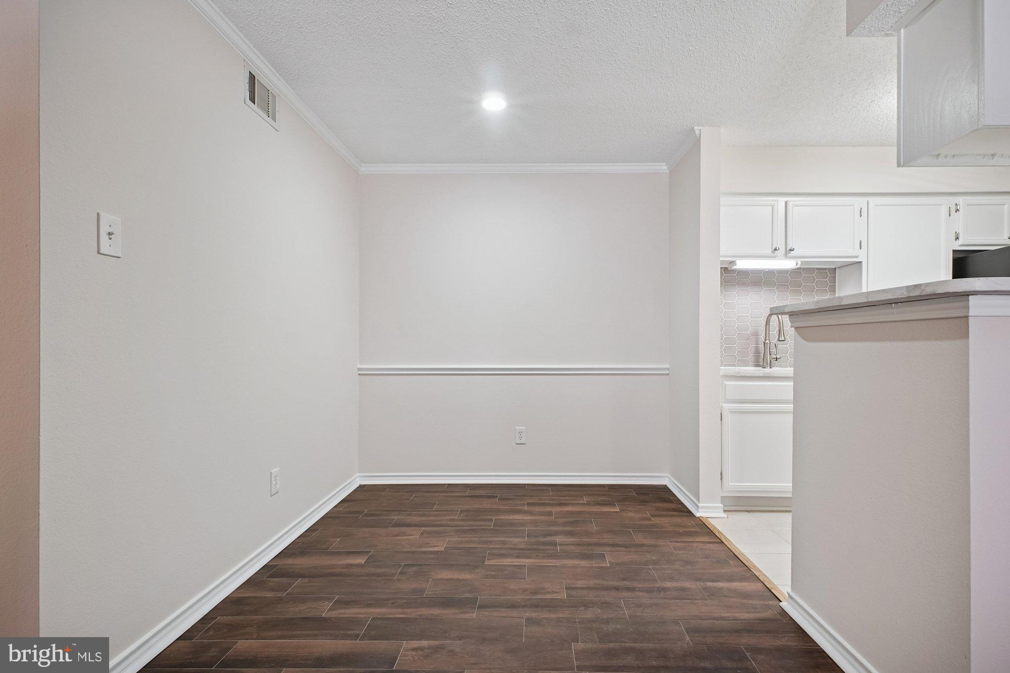 1536 LINCOLN WAY 101