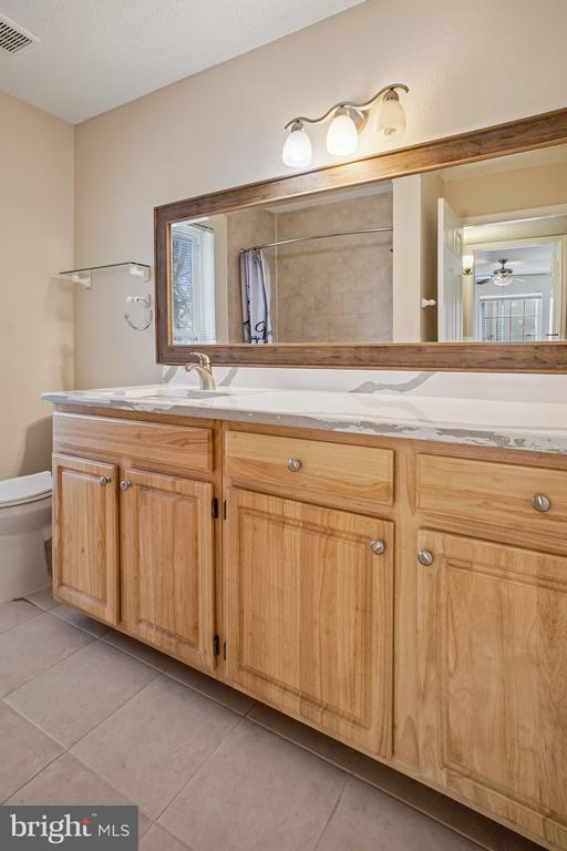 1536 LINCOLN WAY 101