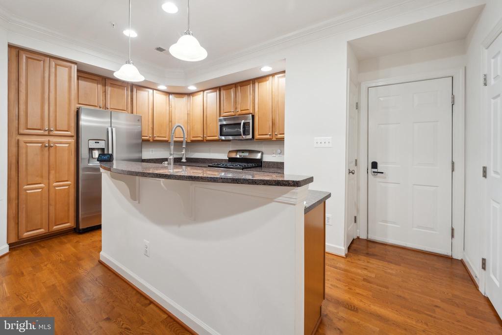 5722 CALLCOTT WAY