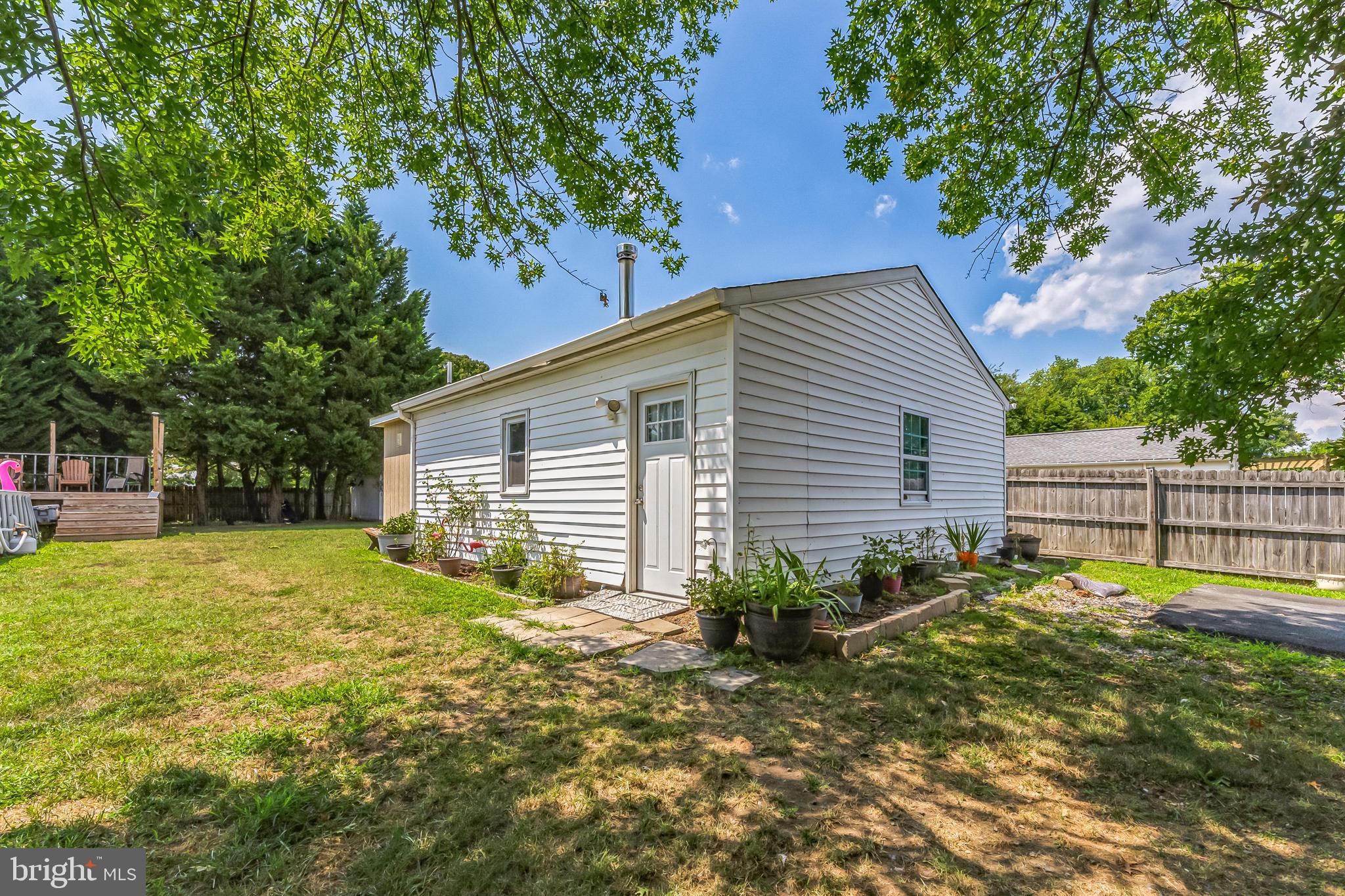 14710 Featherstone Rd