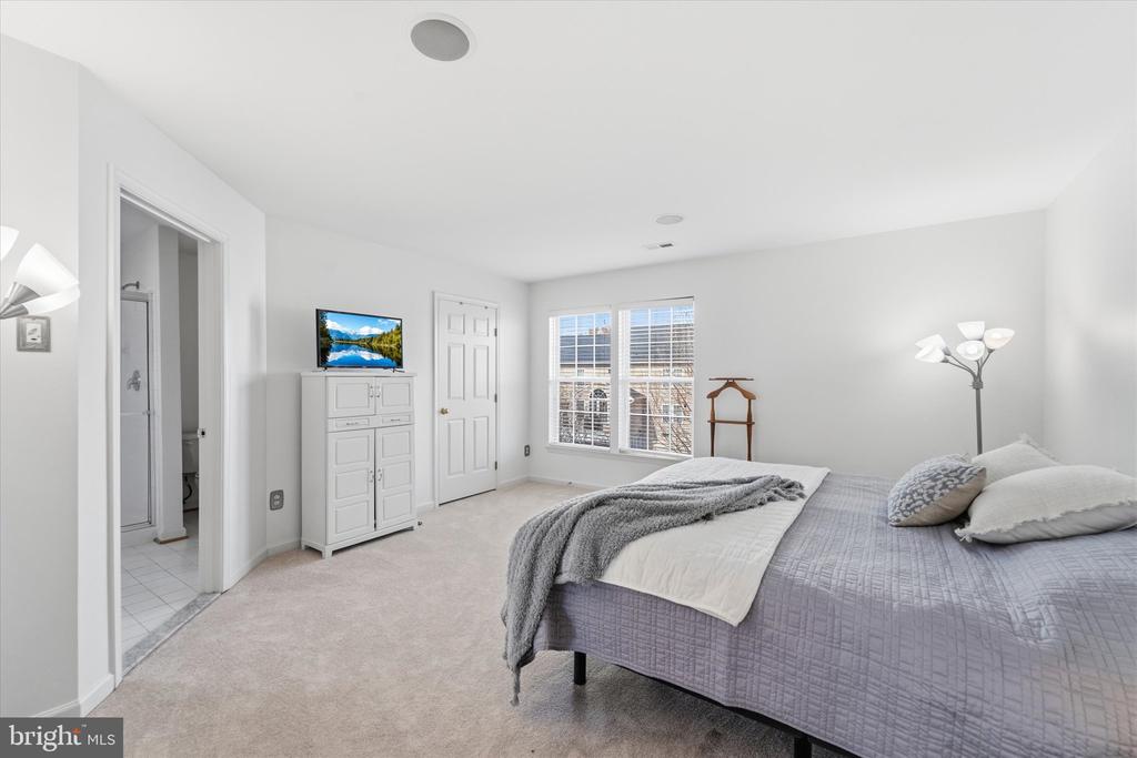 6741 EDGARTOWN WAY